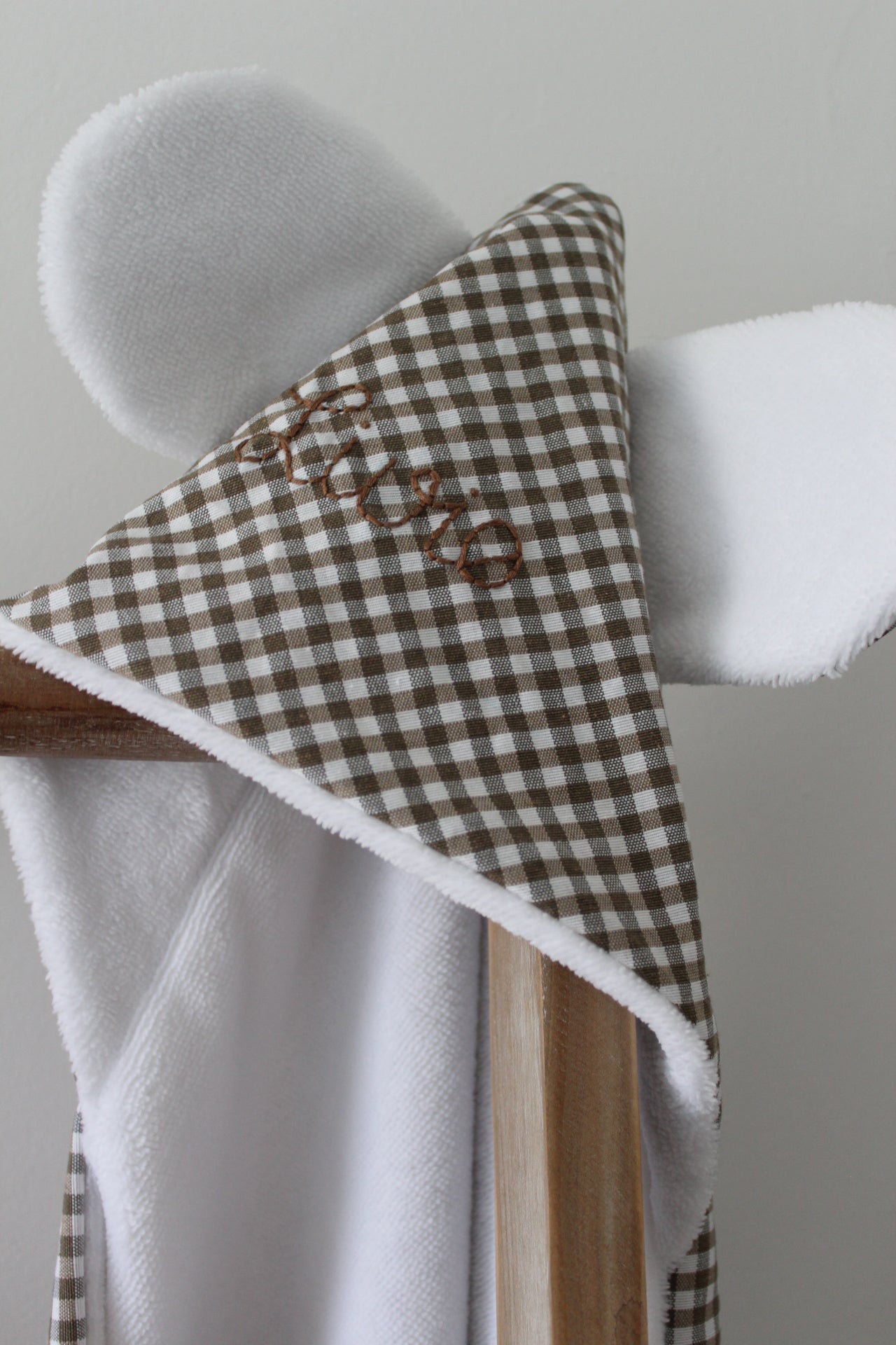 Cape de bain avec broderie (plusieurs choix de tissus)