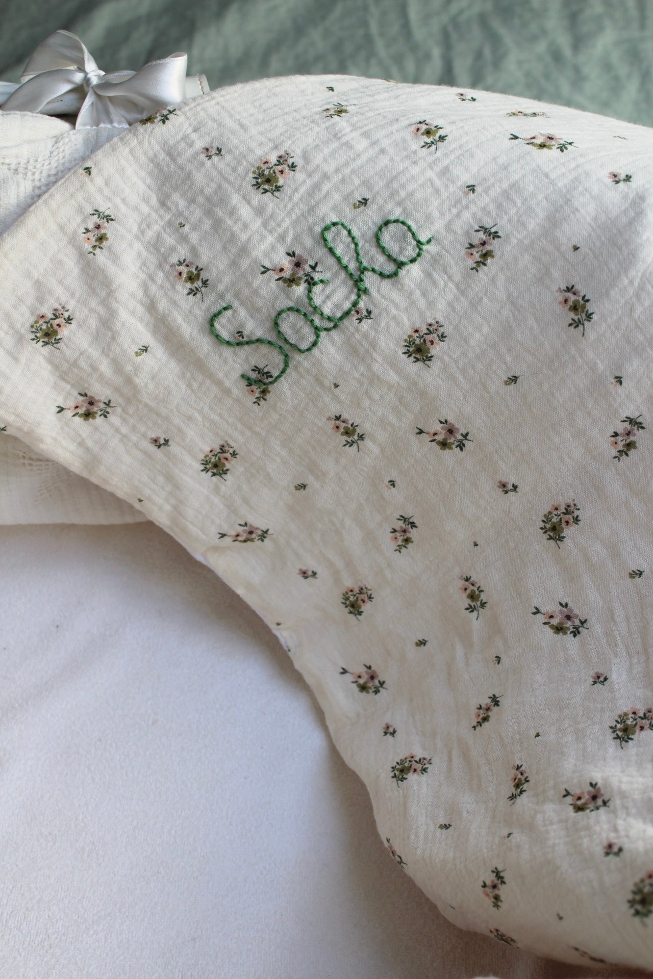 Couverture personnalisée avec broderie (plusieurs choix de tissus)