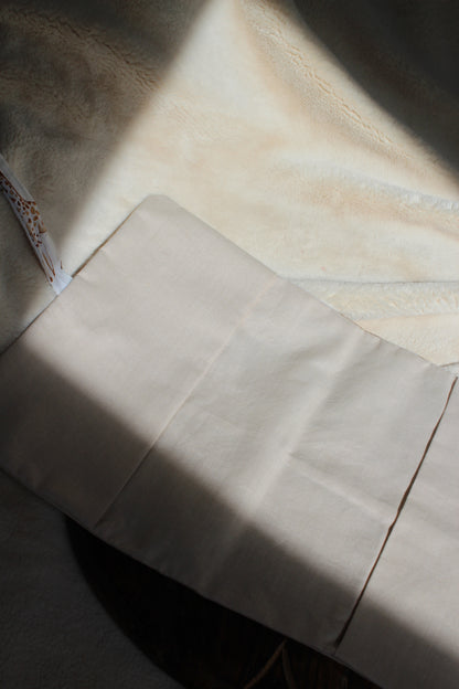 Protège-carnet de santé avec broderie