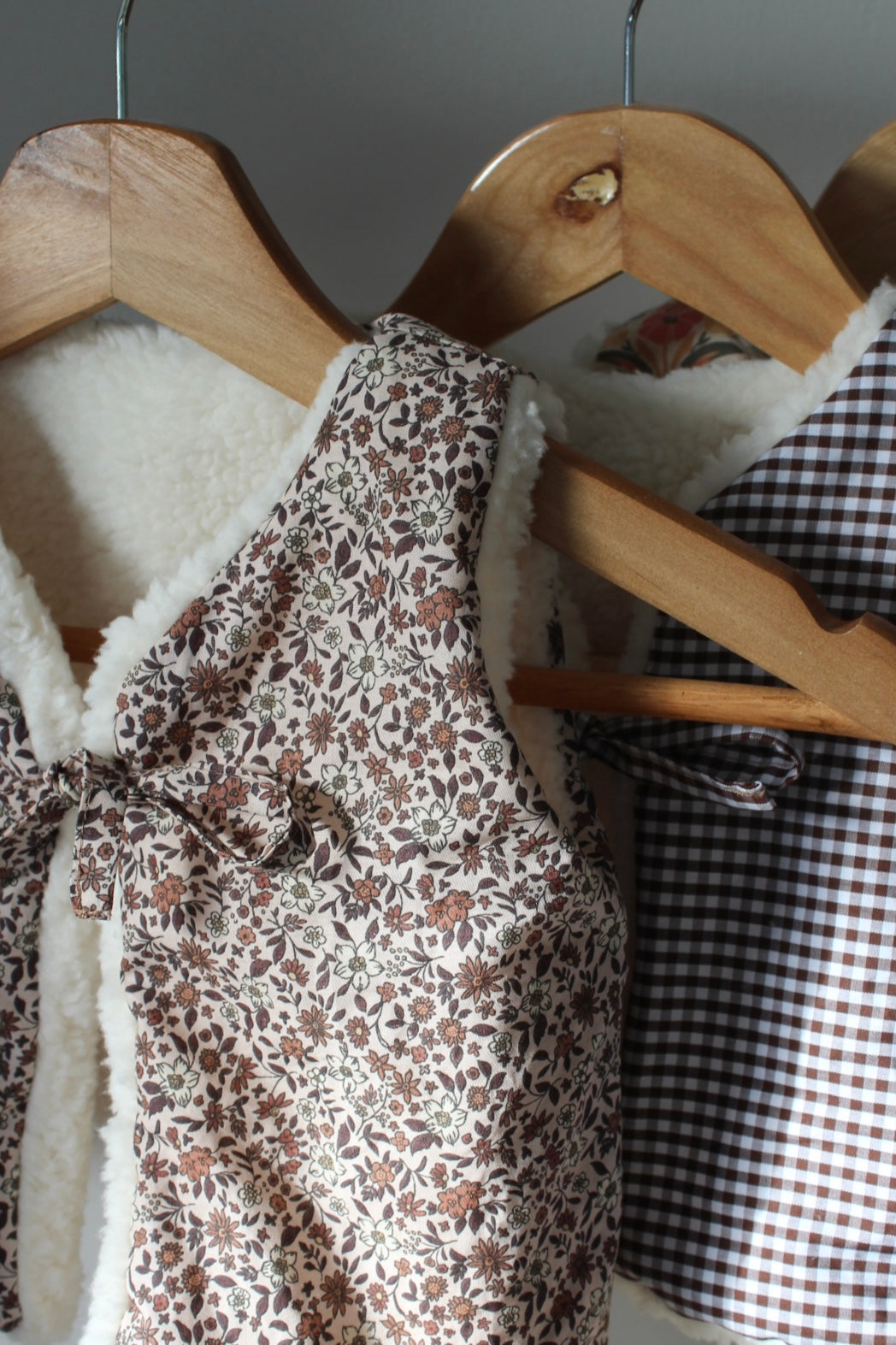 Gilet sans manches réversible beige enfant