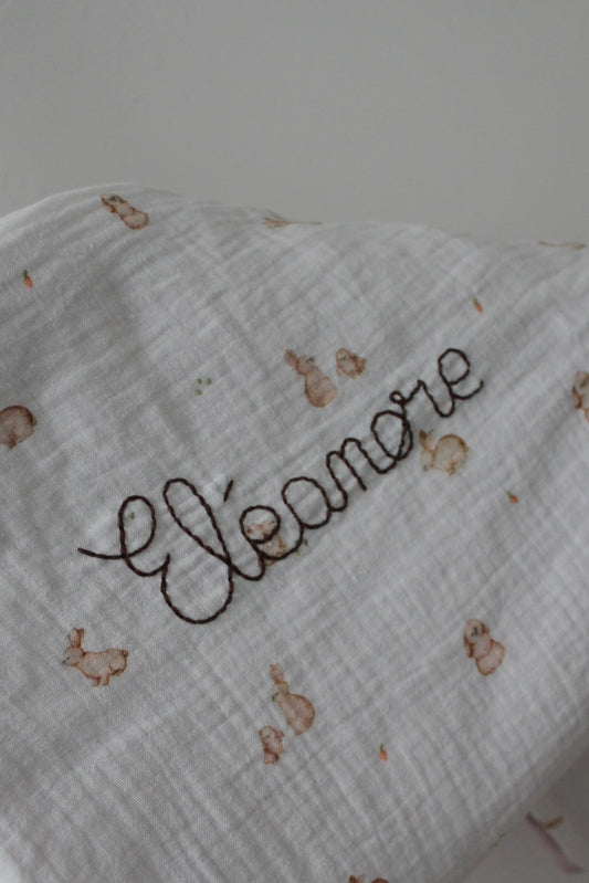 Coffret de naissance avec broderie