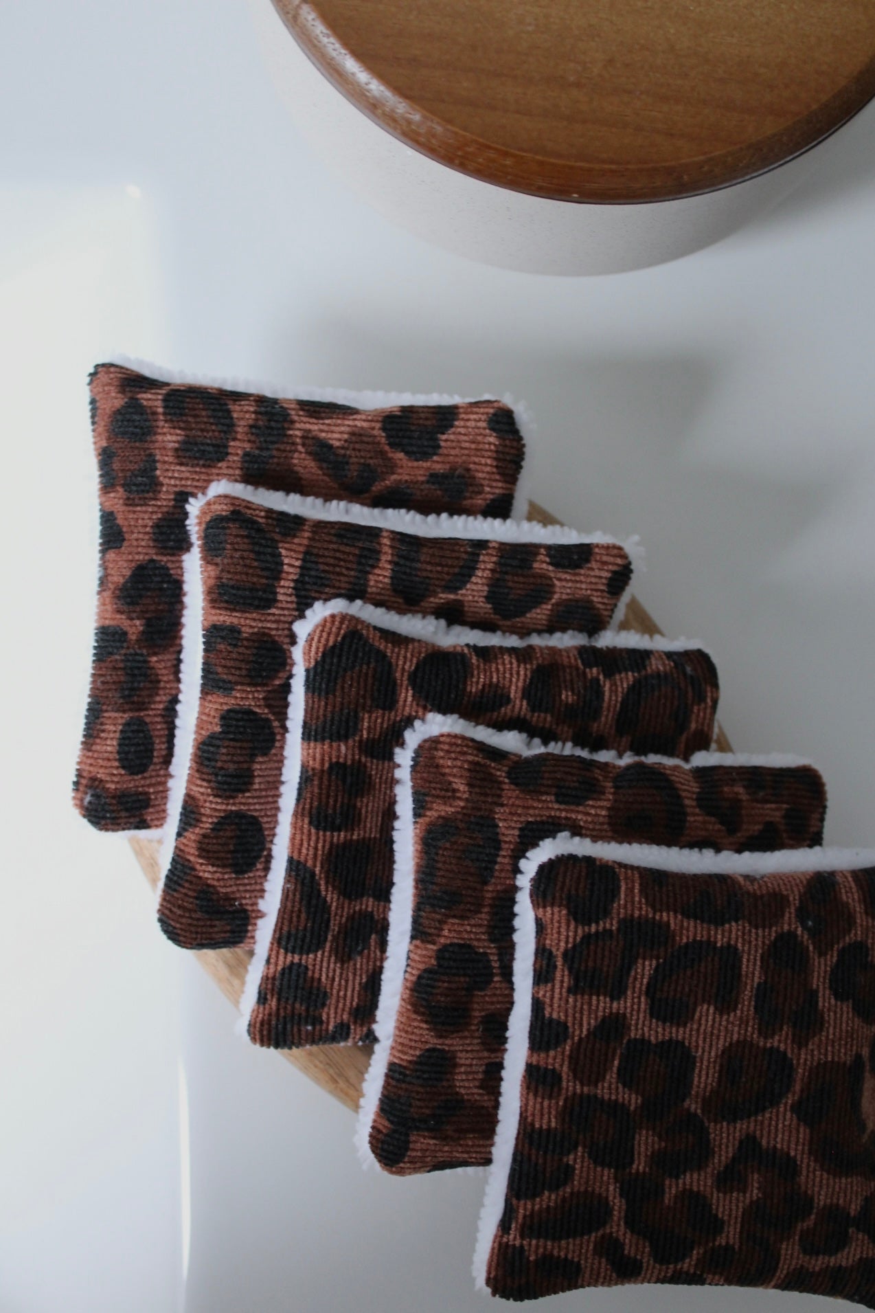 Lot de 5 cotons lavables léopard