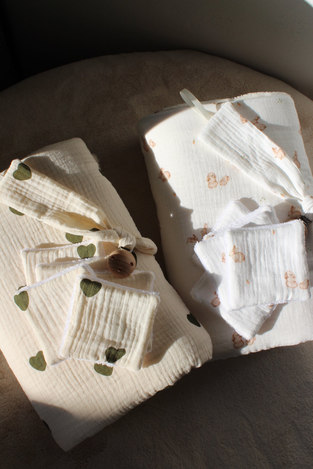 Coffret de naissance avec broderie