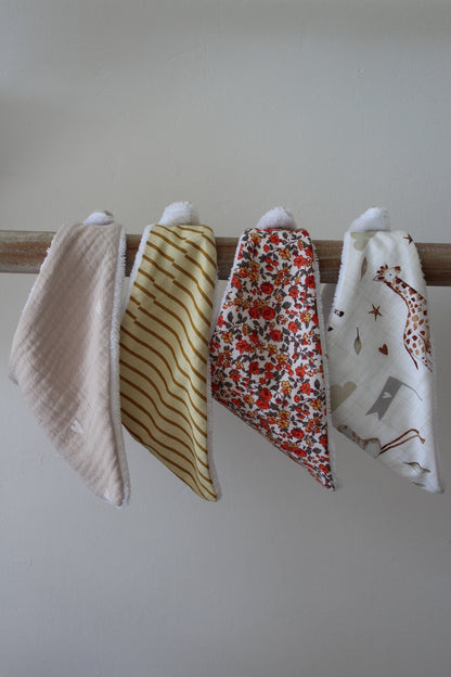 Bavoir bandana à personnaliser (choix des tissus)