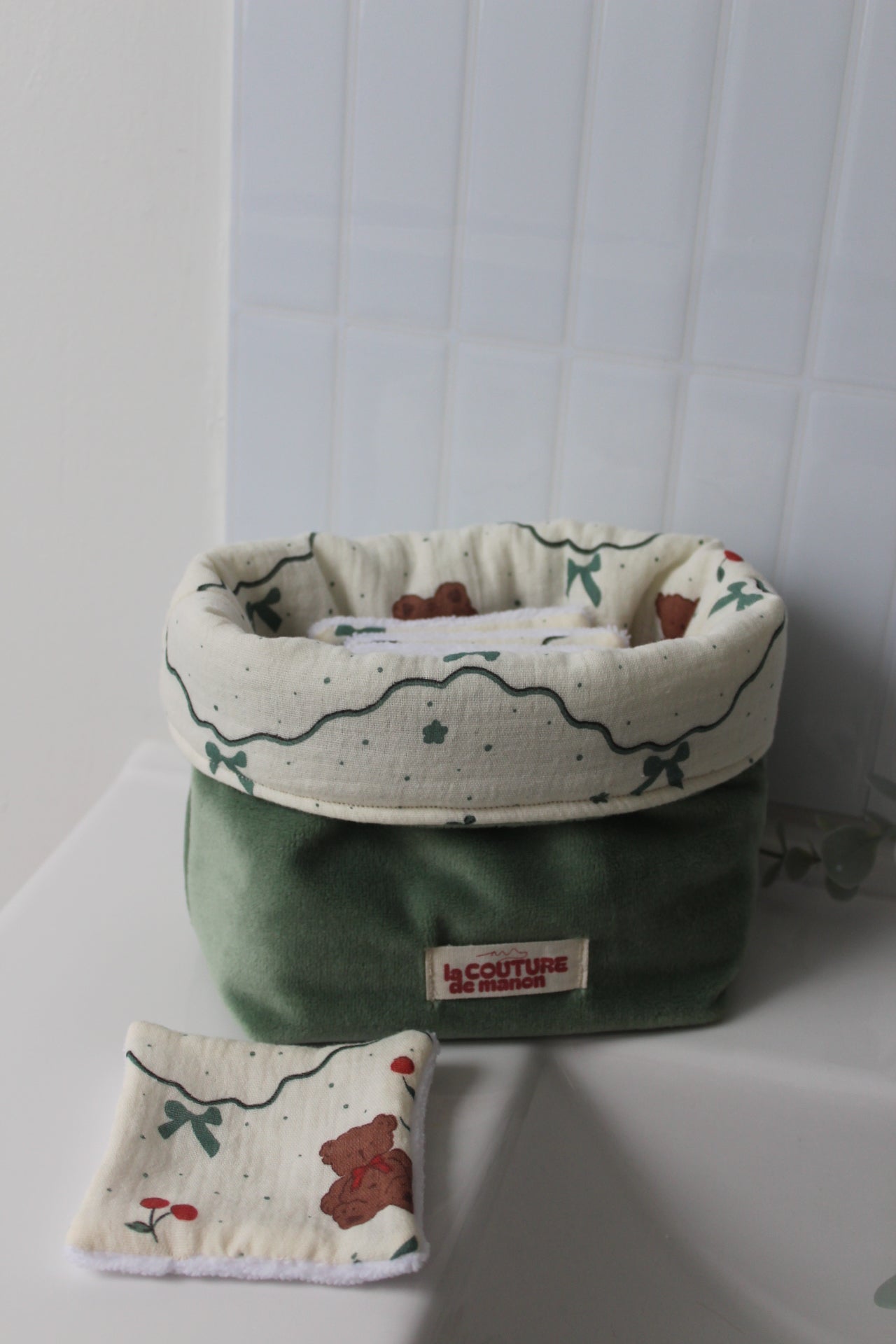 Panier de rangement + 5 cotons lavables ourson