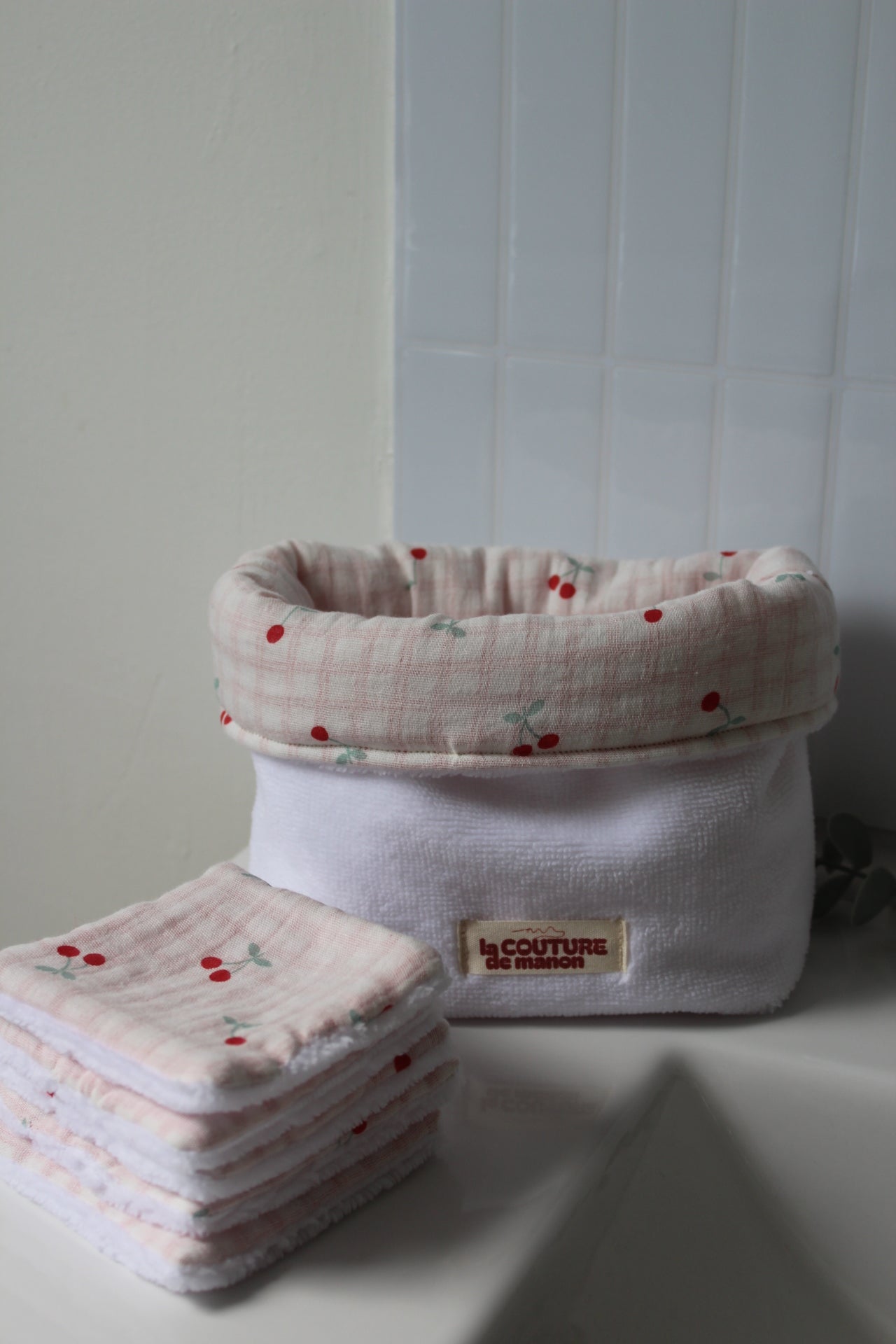Panier de rangement + 5 cotons lavables cerises