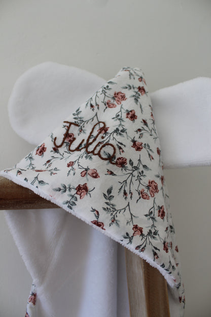 Cape de bain avec broderie (plusieurs choix de tissus)